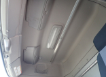 HINO 700 (64) 30,7.  _15