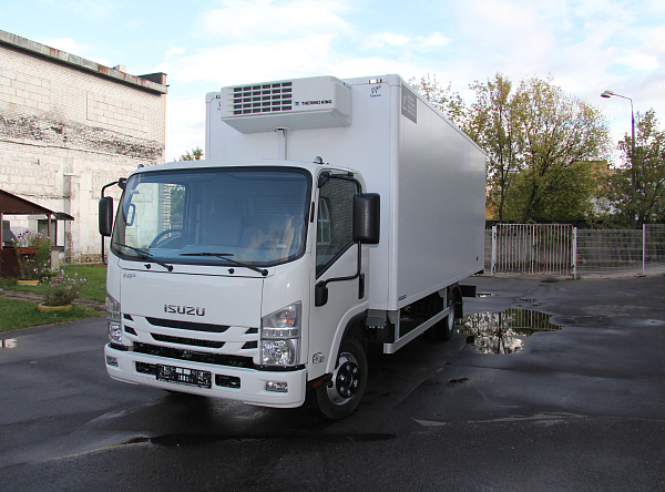 Isuzu NPR 75LL