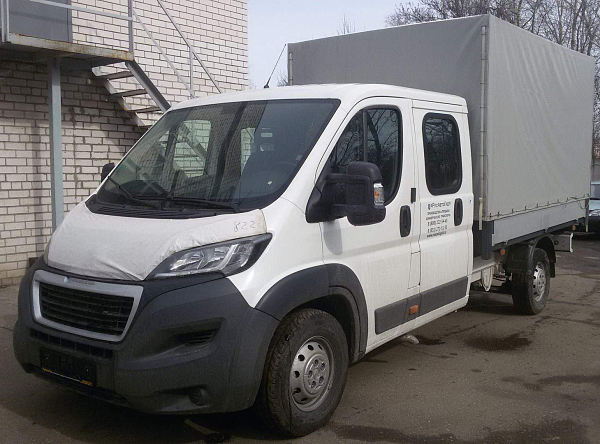 Peugeot Boxer 435   