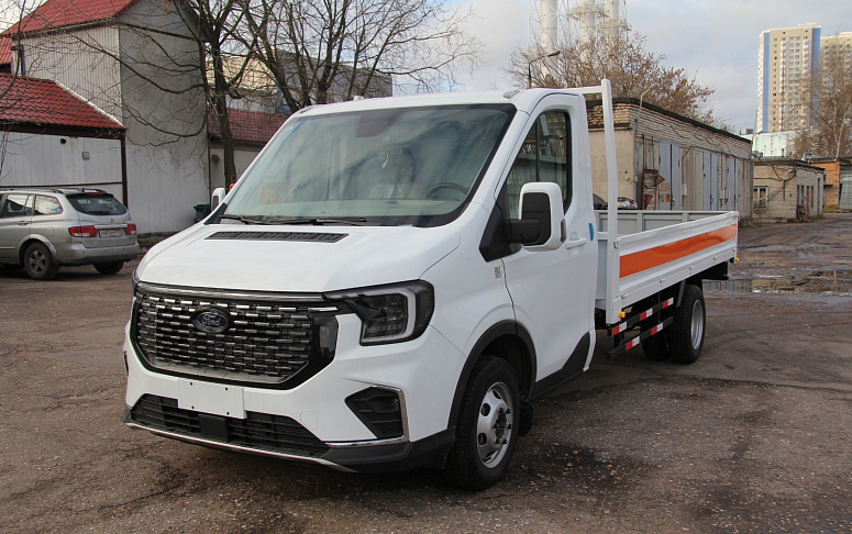 Ford Transit 470  