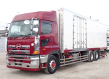 HINO 700 (64) 30,7.  