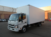 HINO 300 7,5.    _0