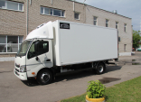 HINO 300 7,5.     50 _0