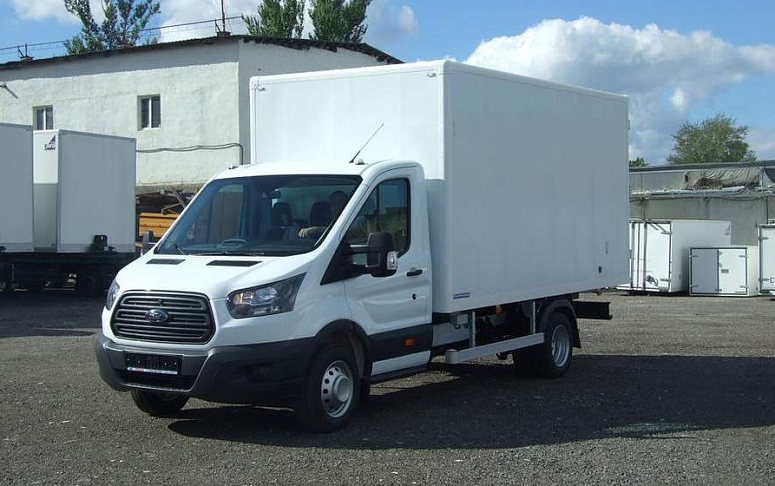 Ford Transit 350 MWB  