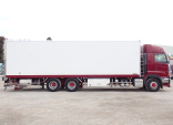 HINO 700 (64) 30,7.  _10